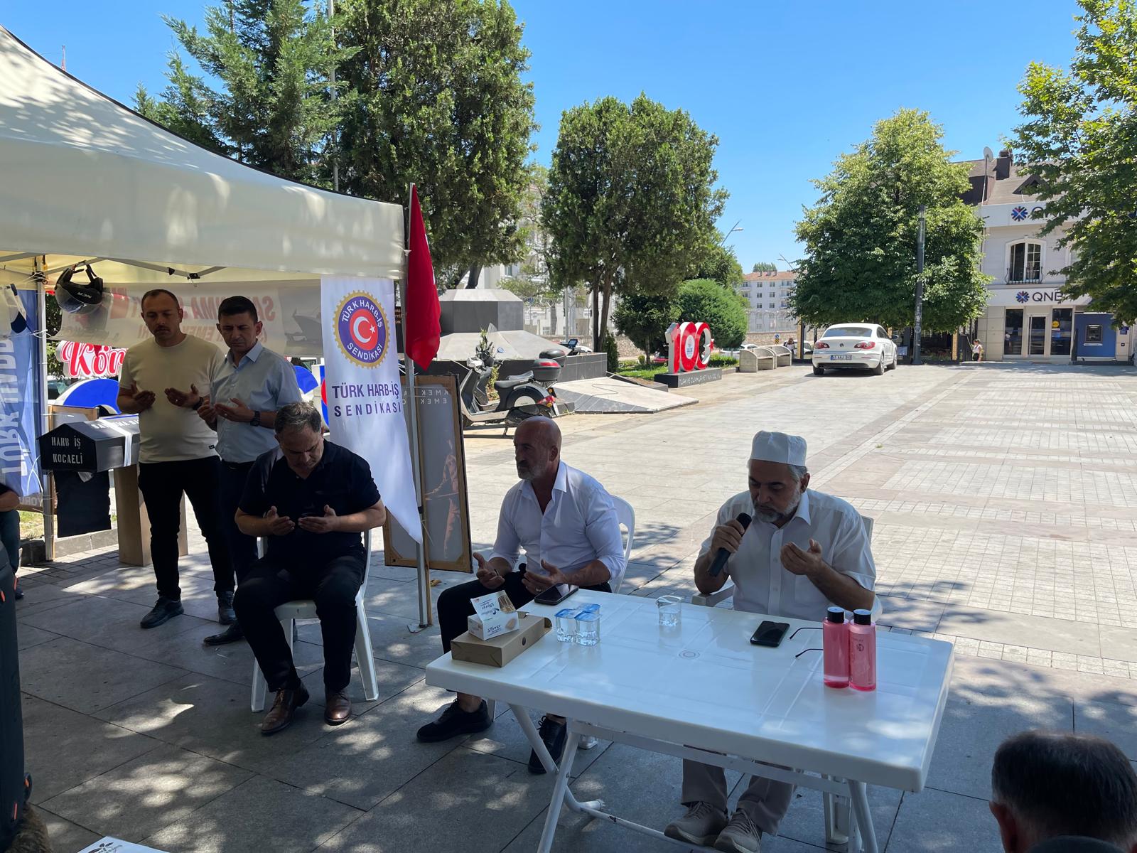 KOCAELİ ŞUBEMİZ ŞEHİTLERİMİZ İÇİN KUR’AN-I KERİM OKUTTU