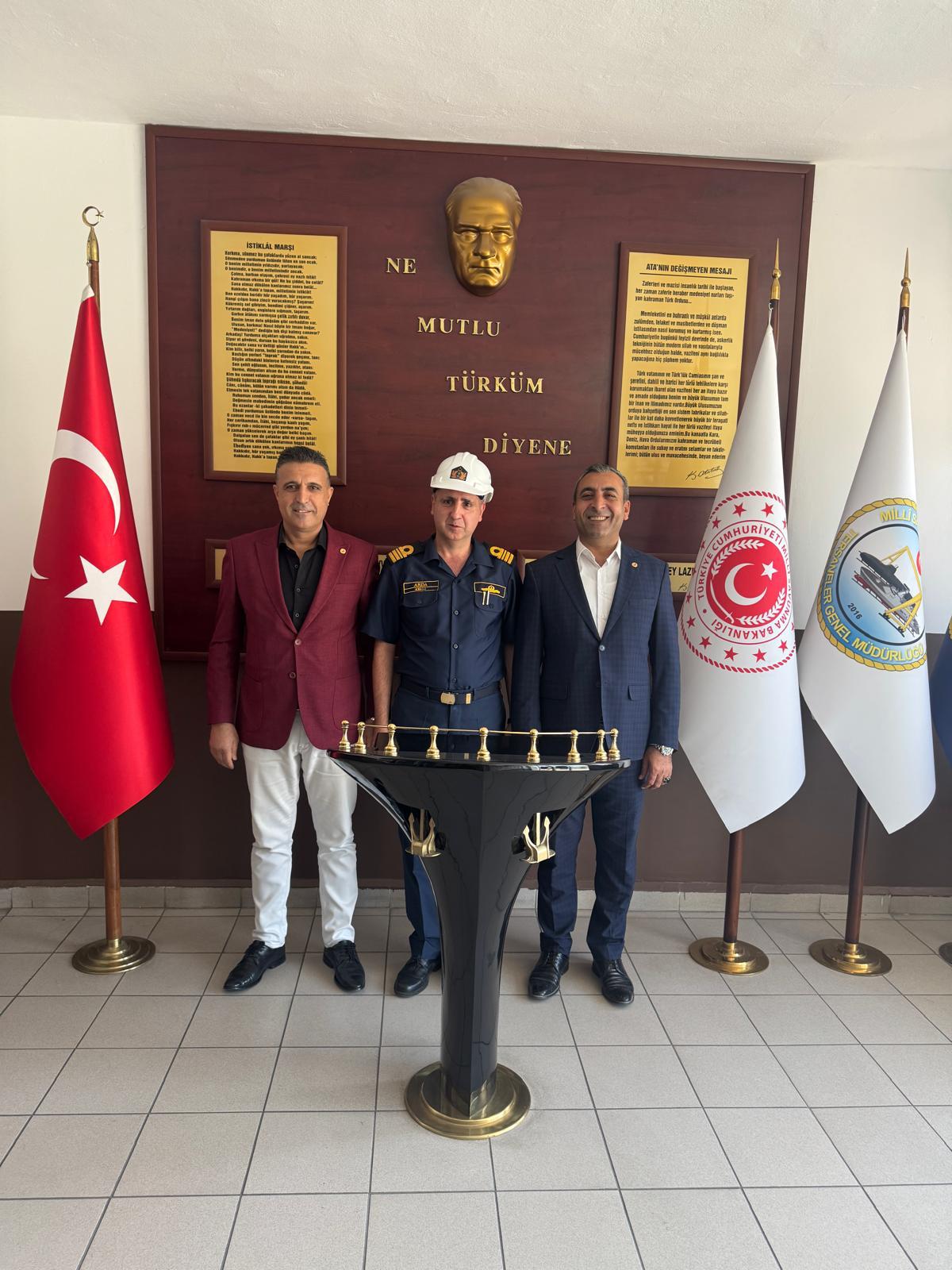 ADANA ŞUBEMİZDEN TGM MERSİN TERSANE KOMUTANLIĞINA ZİYARET